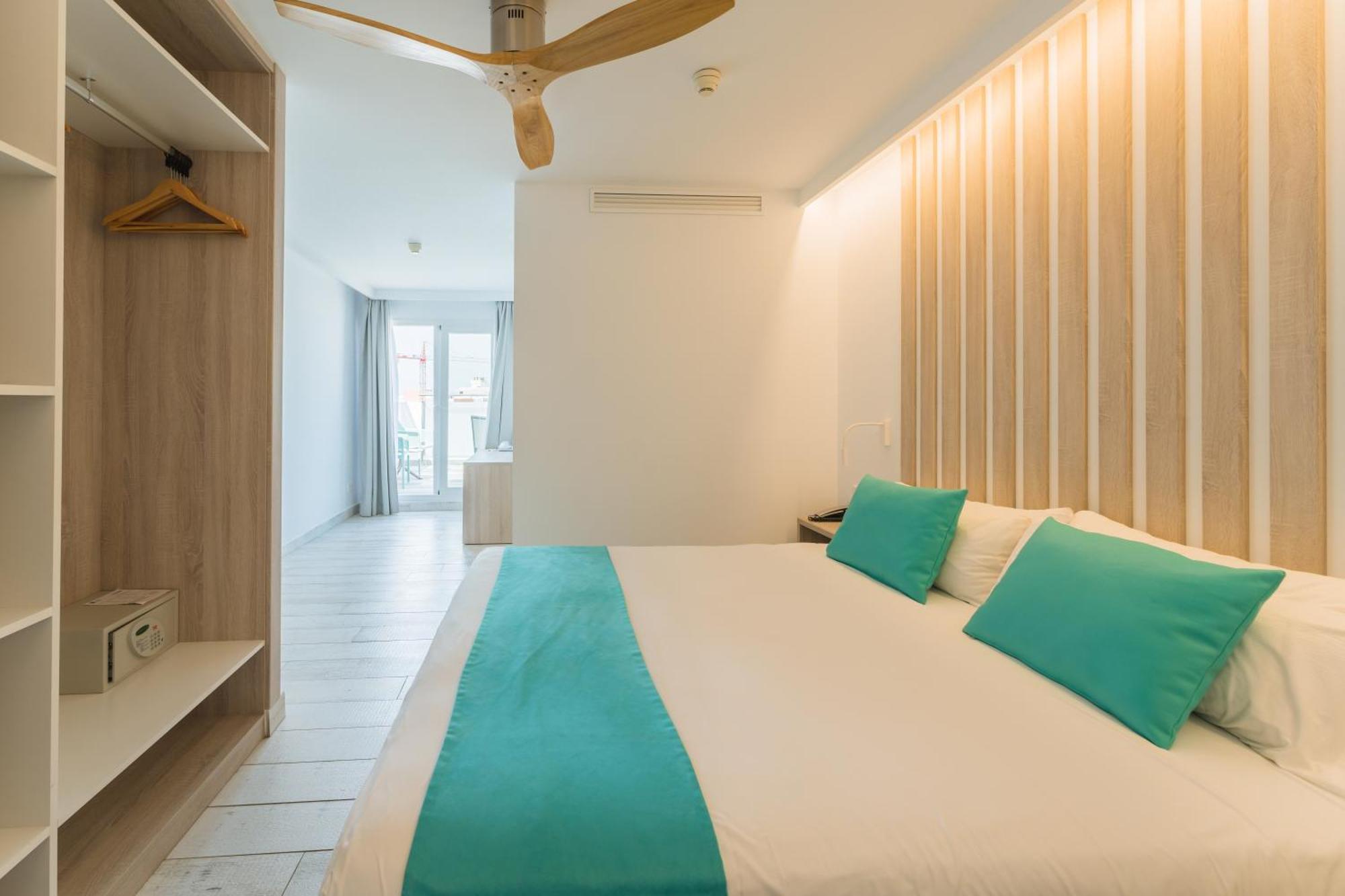 Hotel Orosol By Typic Hotels Sant Antoni de Portmany Dış mekan fotoğraf