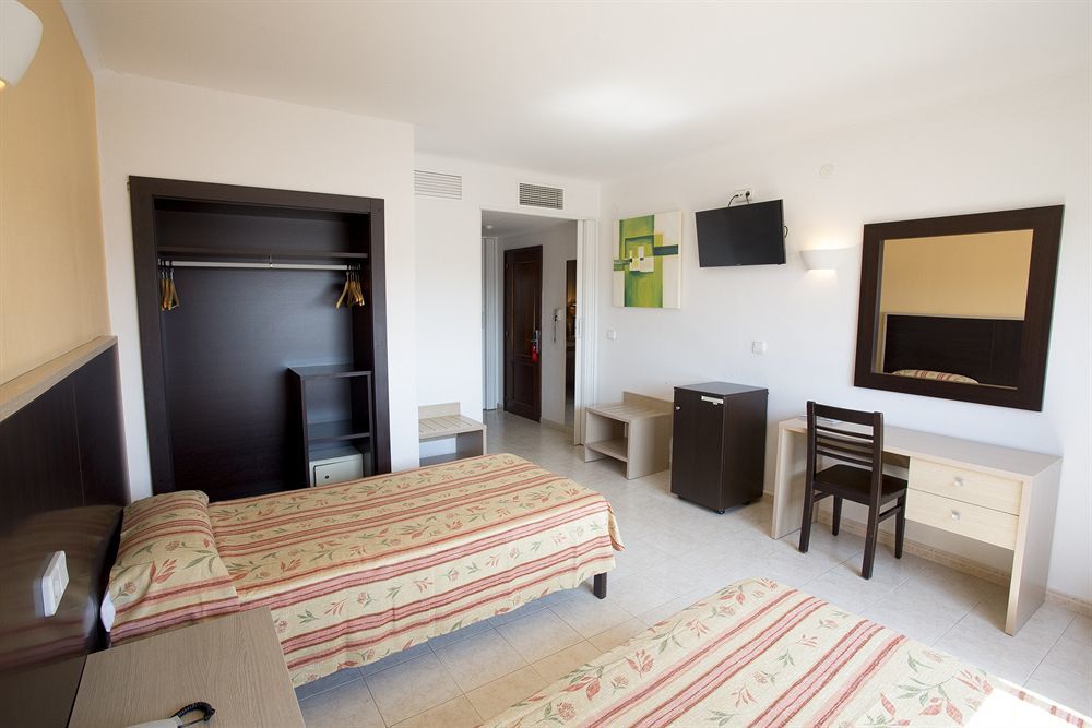 Hotel Orosol By Typic Hotels Sant Antoni de Portmany Dış mekan fotoğraf
