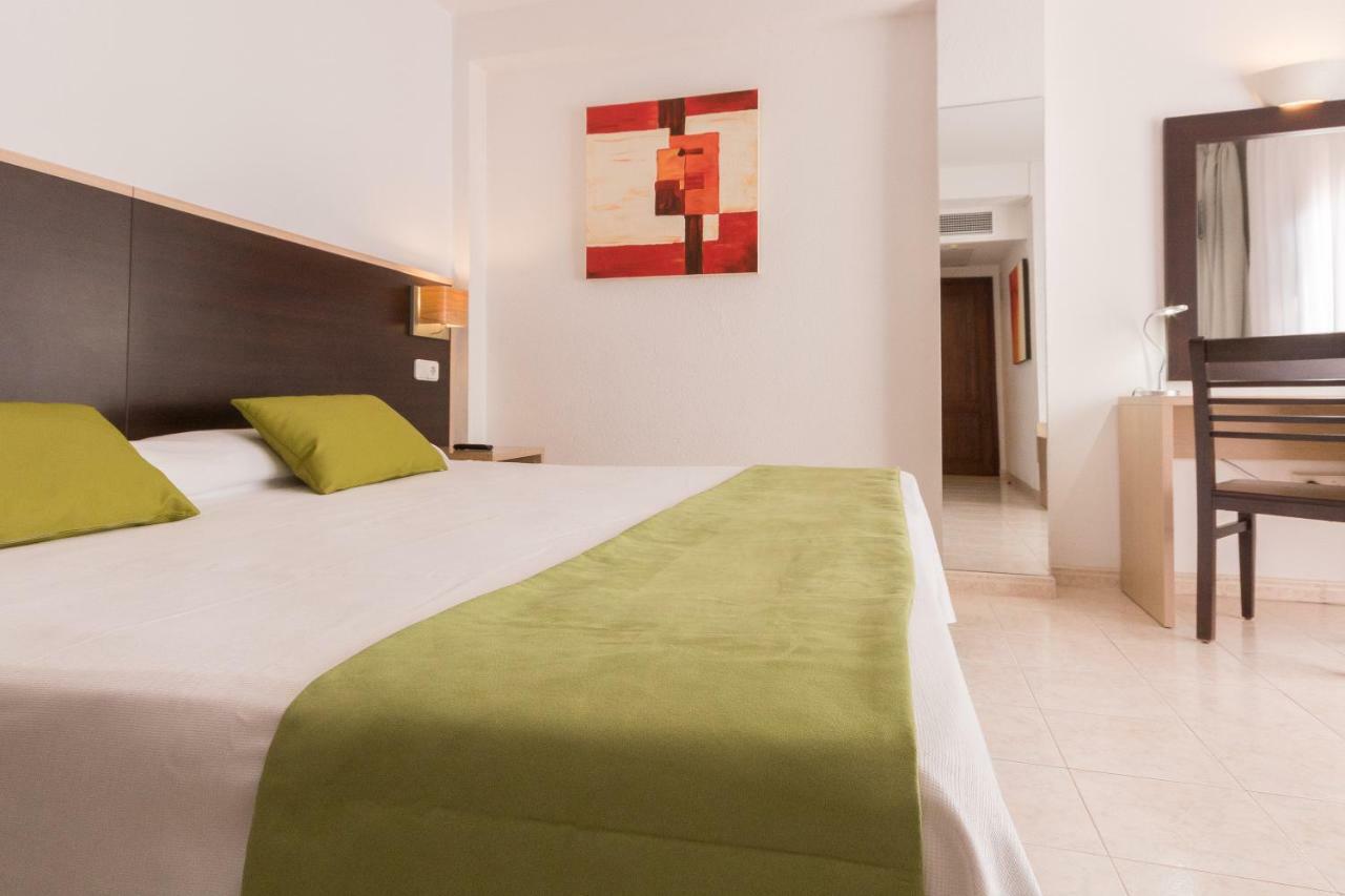 Hotel Orosol By Typic Hotels Sant Antoni de Portmany Dış mekan fotoğraf